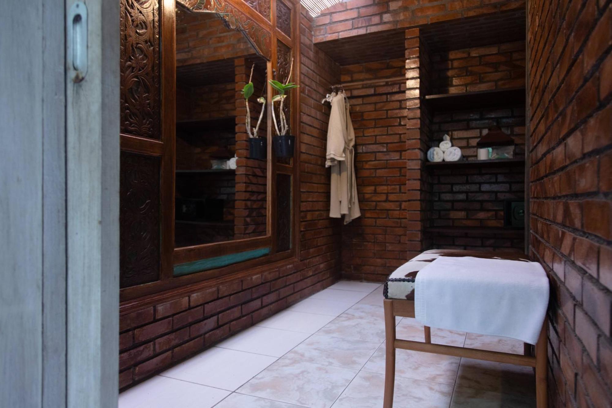 Ocean Star Villa Five Near The Kudeta Beach Seminyak Dış mekan fotoğraf