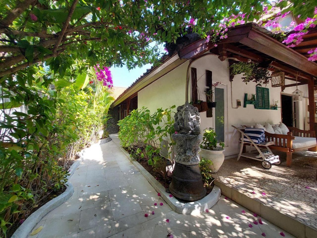 Ocean Star Villa Five Near The Kudeta Beach Seminyak Dış mekan fotoğraf